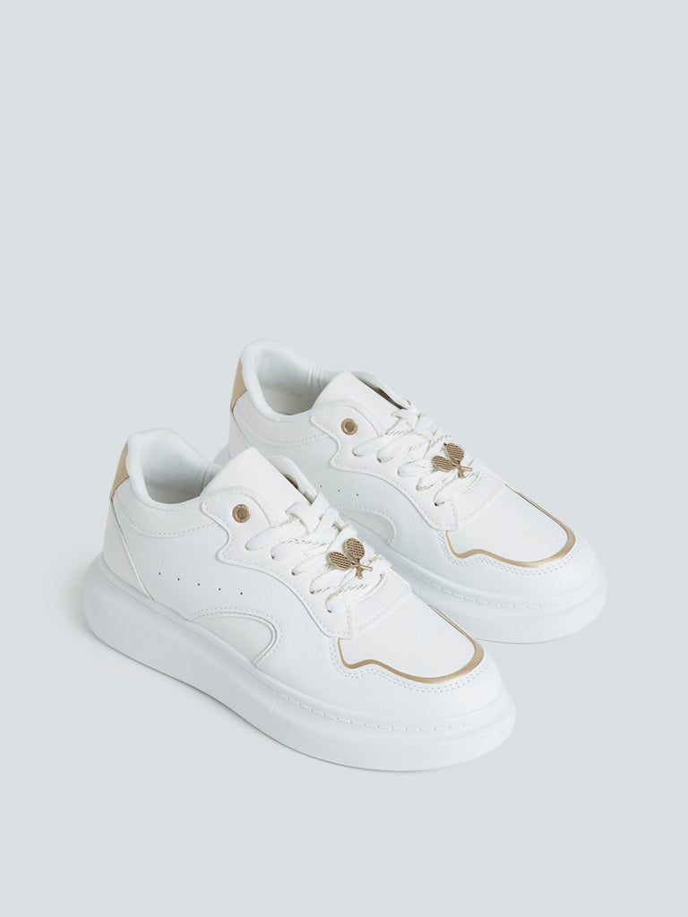 LUNA BLU White Badminton-Themed Sneakers